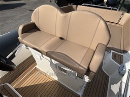 dd589_388_613_6.jpg