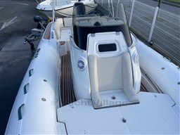 fc443_388_683_6.jpg