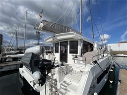 9609f_388_896_6.jpg