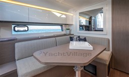 Beneteau-Gran-Turismo-41-interior-10