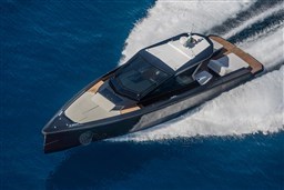 Wally_wallypower50_External-0019