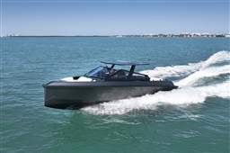 Wally_wallytender43X_Outside-0005