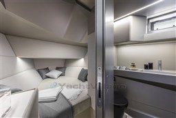 Wally_wallytender43X_Outside-0023