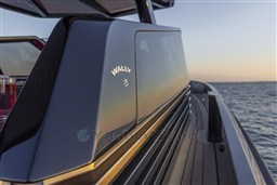 Wally_wallytender43X_Outside-0019