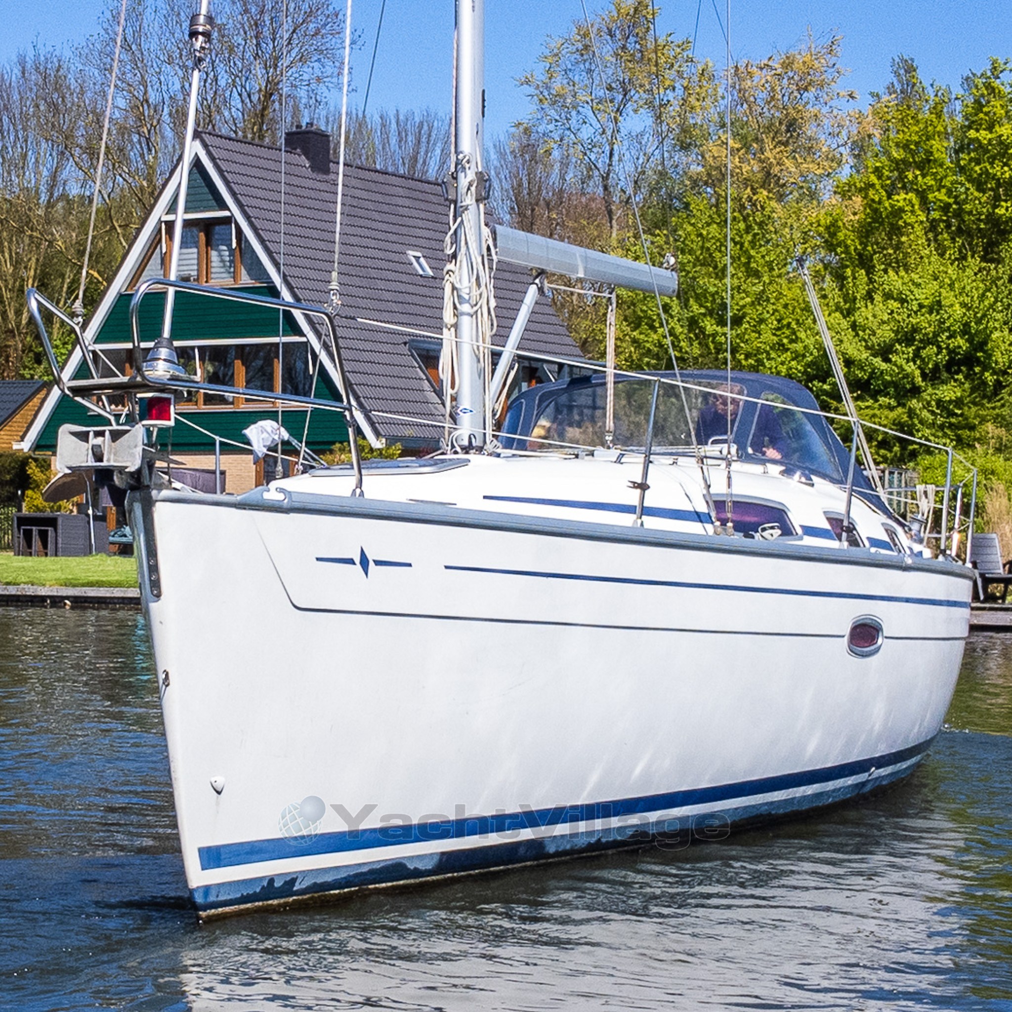 Bavaria 35 (12)-2