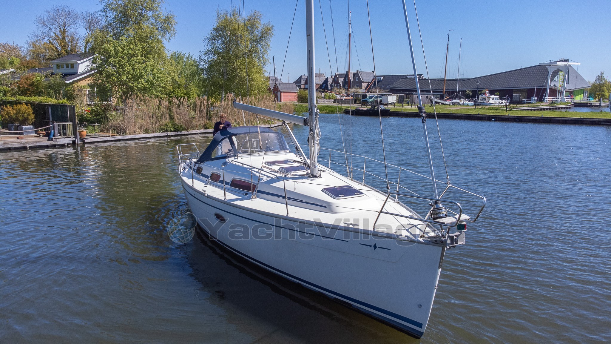 Bavaria 35 (18)