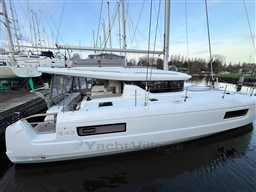 Lagoon 43