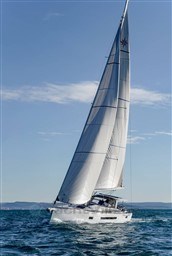 Jeanneau_Yachts_65_64.jpg