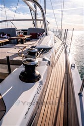 Jeanneau_Yachts_65_16.jpg