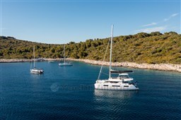 Lagoon 51 - 2024 - Catwalk