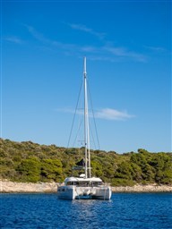 Lagoon 51 - 2024 - Catwalk