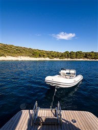 Lagoon 51 - 2024 - Catwalk