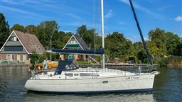 Jeanneau SO 32 (3)
