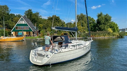 Jeanneau SO 32 (4)