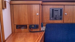 (30) Hanse 320