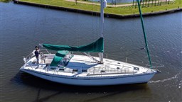 Beneteau First 45 f5 (13)