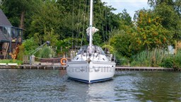Beneteau Oceanis 331 Clipper (15).jpg