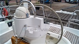 Beneteau Oceanis 331 Clipper (25).jpg