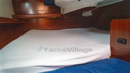 Beneteau Oceanis 331 Clipper (34).jpg
