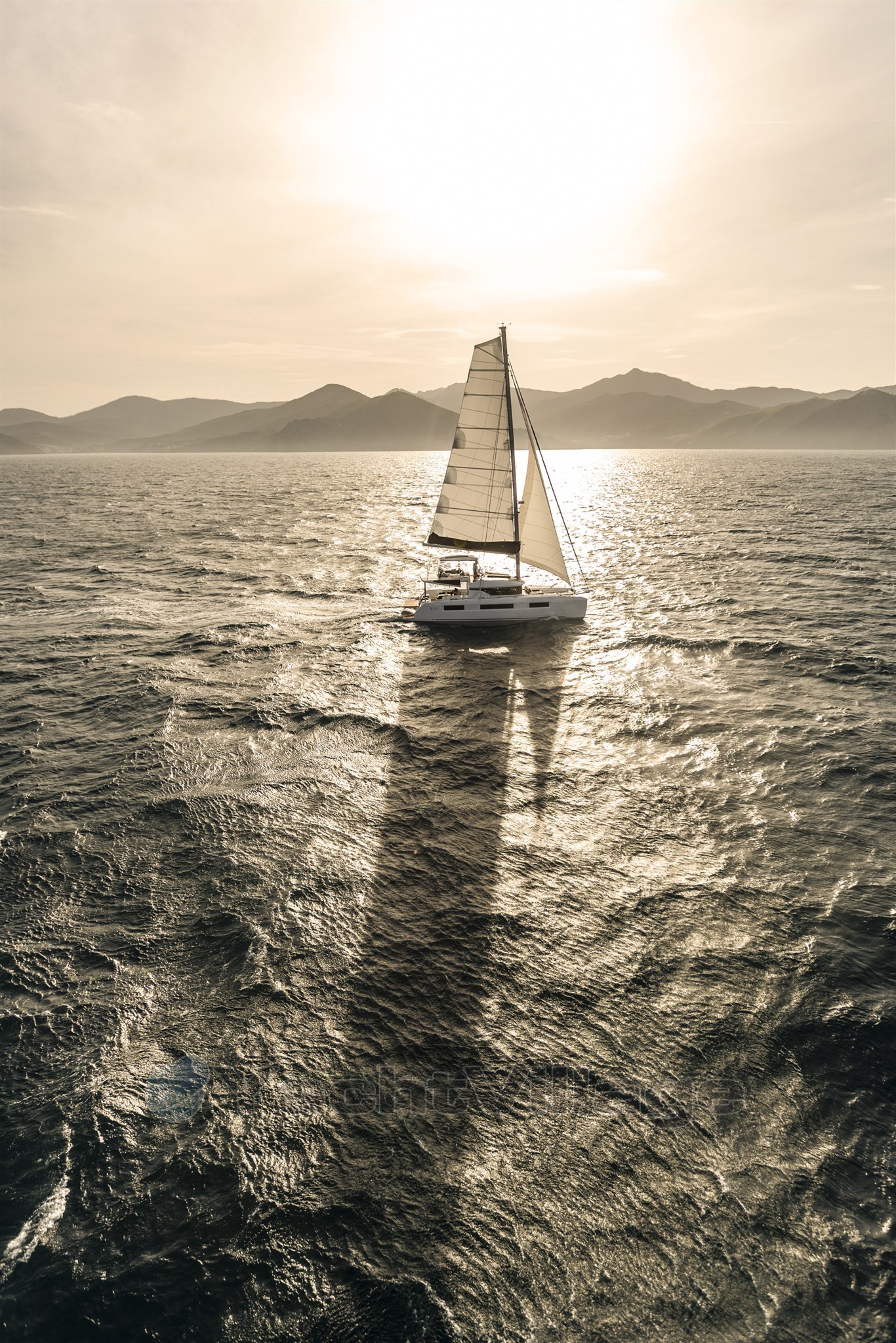 LAGOON-51-EXTERIOR-25