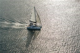 LAGOON-51-EXTERIOR-16