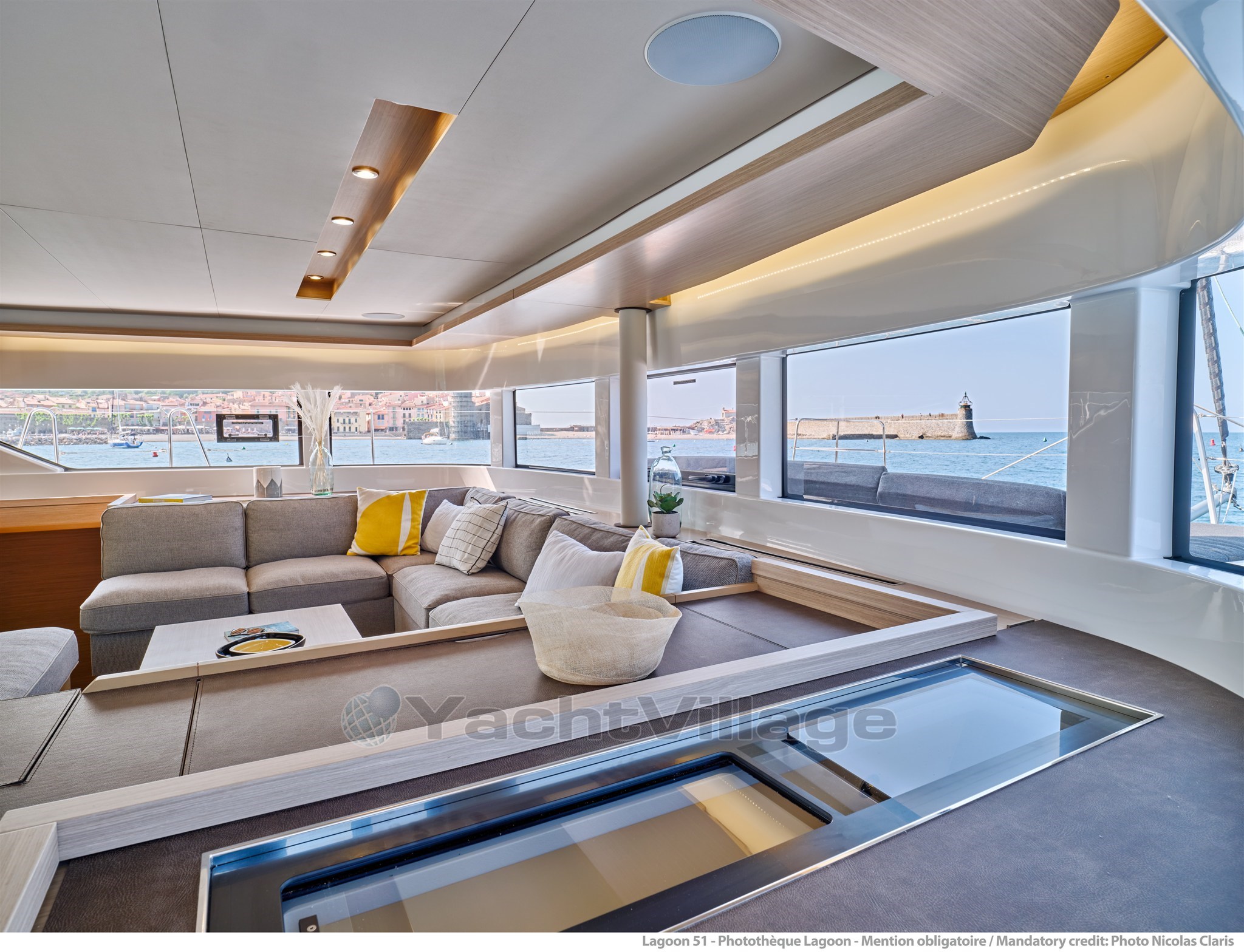 LAGOON-51-INTERIOR-14