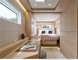 LAGOON-51-INTERIOR-8