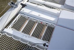 LAGOON_51_ICONIC_EXTERIOR (8)