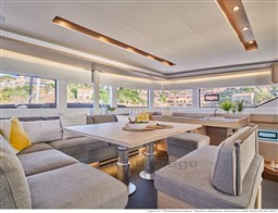 LAGOON-51-INTERIOR-19