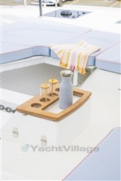 LAGOON_51_ICONIC_EXTERIOR (5)