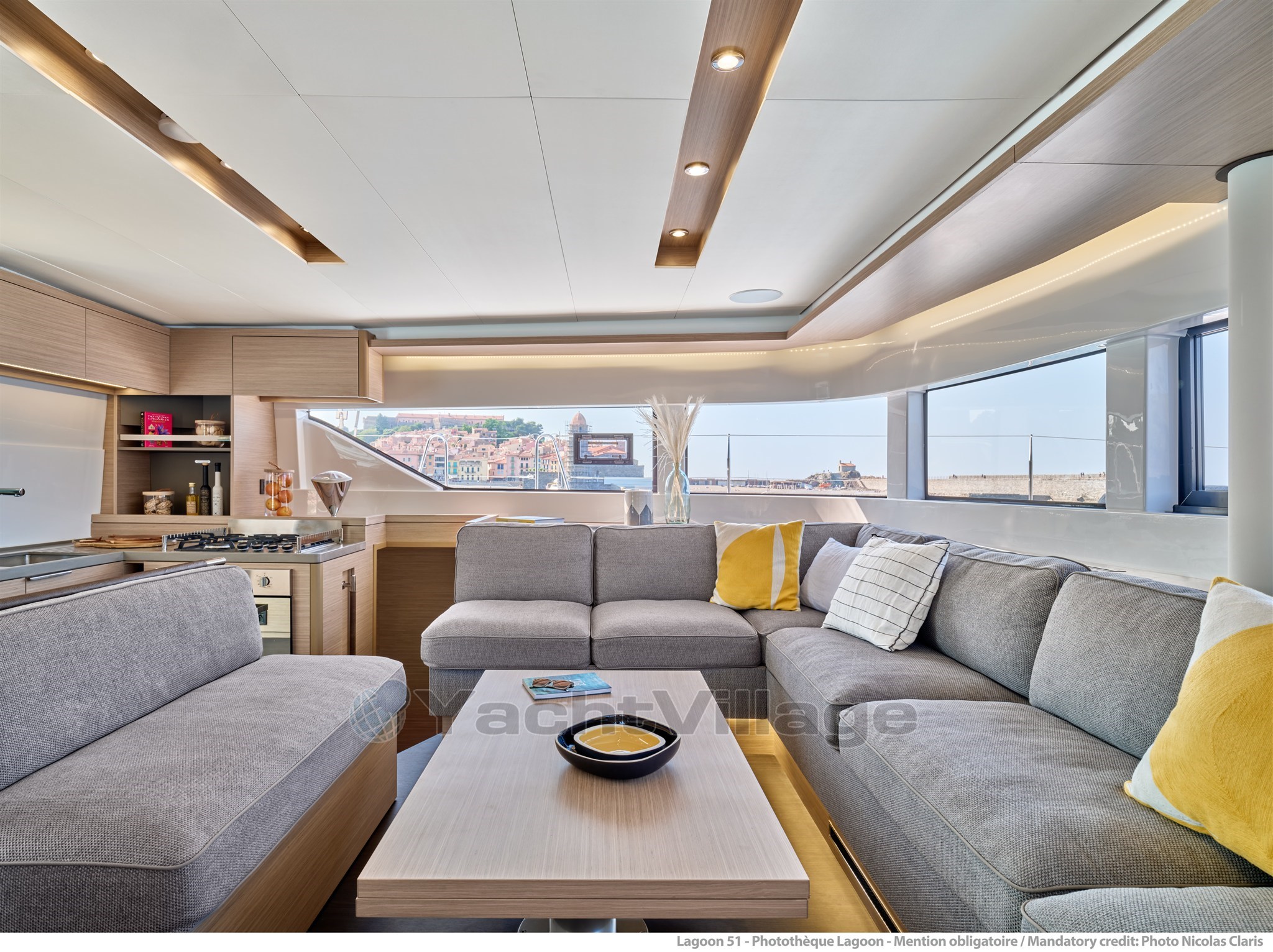 LAGOON-51-INTERIOR-16