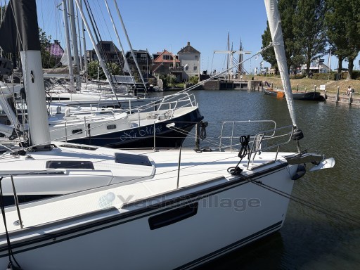 Bavaria 42 Vision (2020)