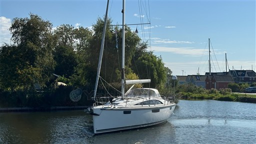 Bavaria 42 Vision (2020)