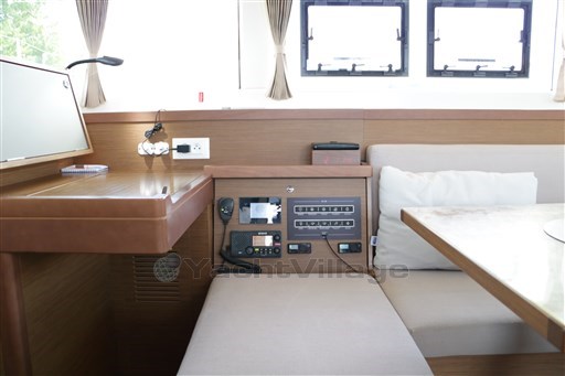 Lagoon 40