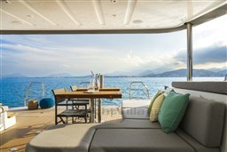 LAGOON-60-EXTERIOR (3)