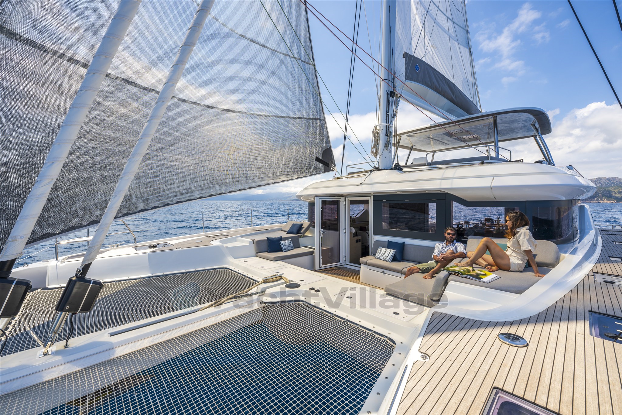 LAGOON-60-EXTERIOR (8)