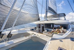 LAGOON-60-EXTERIOR (8)