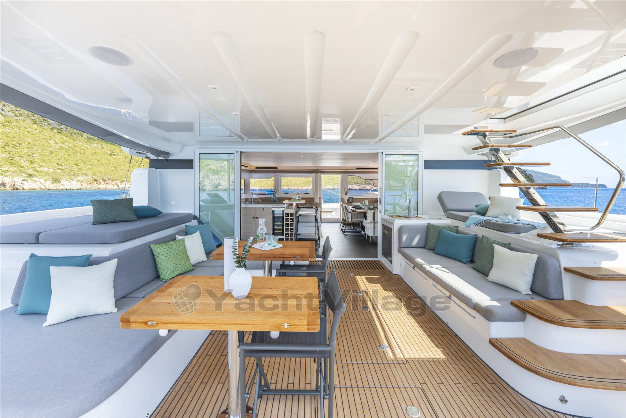 LAGOON-60-EXTERIOR (12)