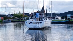 Hanse 375