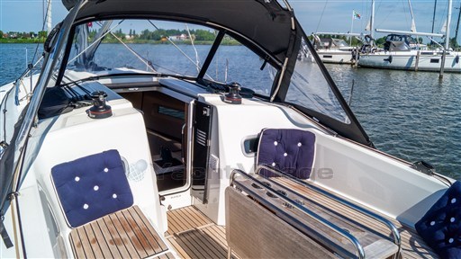 Jeanneau Sun Odyssey 350 Sailtime NL (34)
