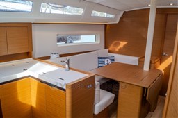 Jenneau Sun Odyssey 380