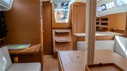 Jenneau Sun Odyssey 380