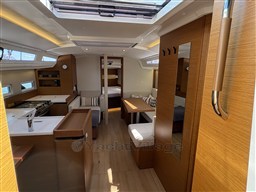 Jeanneau Sun Odyssey 410 (2021) Avento