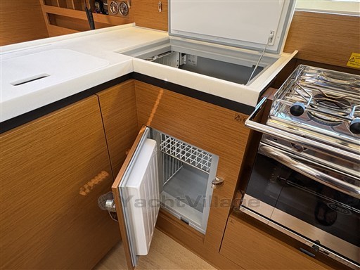 Jeanneau Sun Odyssey 410 (2021) Avento