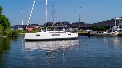 Jeanneau Sun Odyssey 410 (2021) Avento