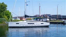Jeanneau Sun Odyssey 410 (2021) Avento