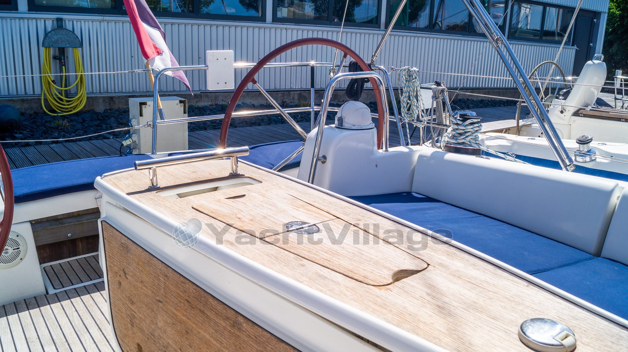 Beneteau Oceanis 40 (20)