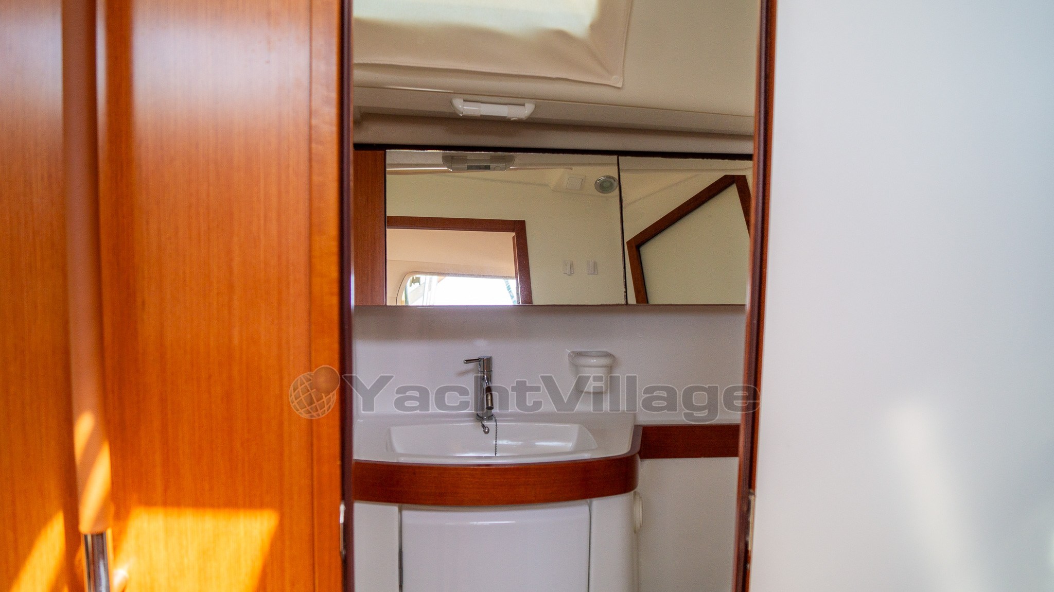 Beneteau Oceanis 40 (42)