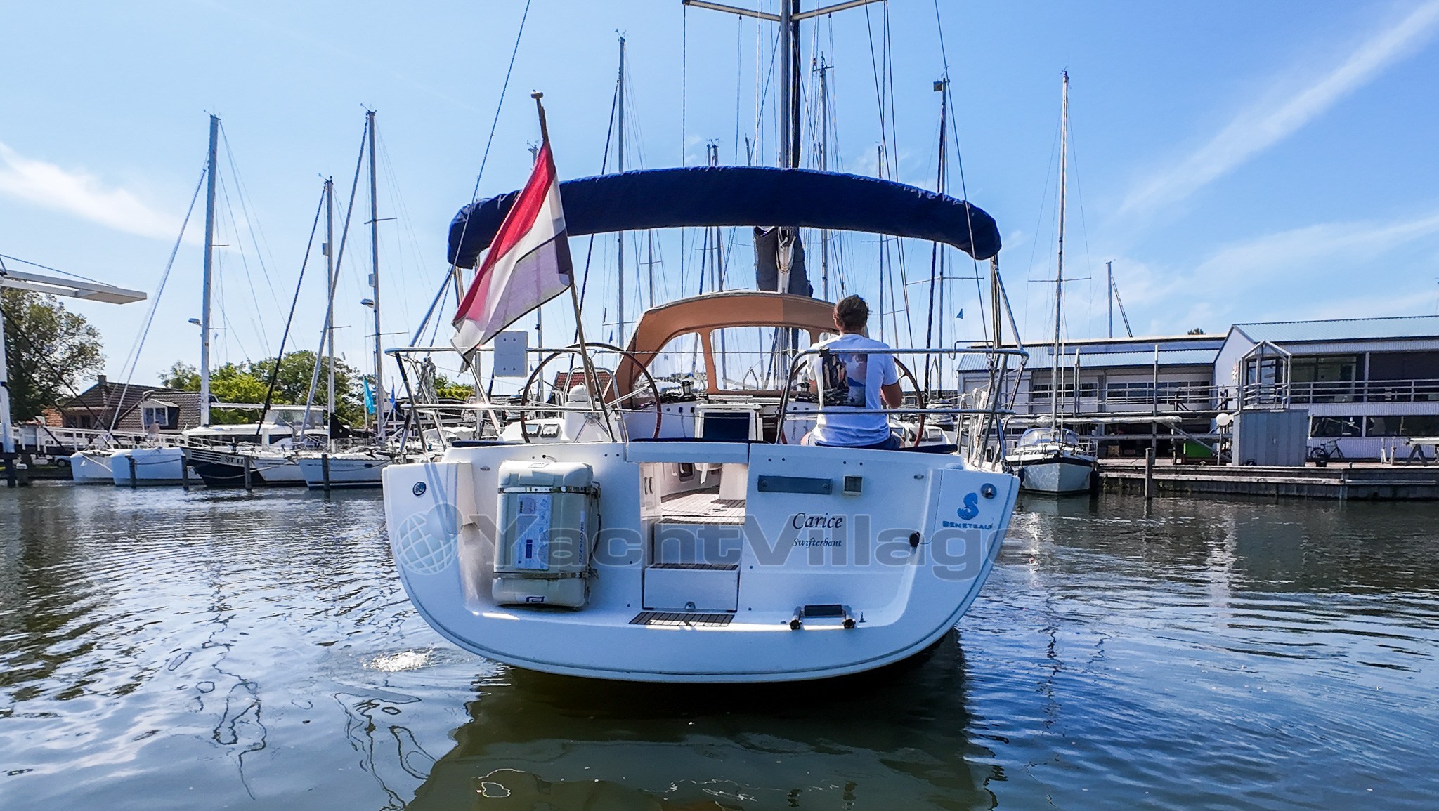 Beneteau Oceanis 40 (8)