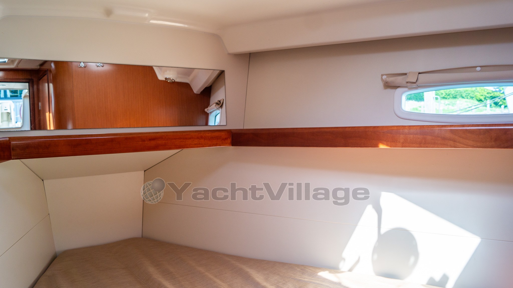 Beneteau Oceanis 40 (37)